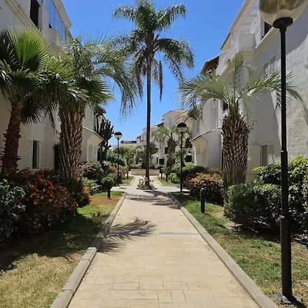 En Benalmadena, Con Vista Al Mar * Benalmádena