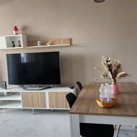 Apartment En Benalmadena, Con Vista Al Mar